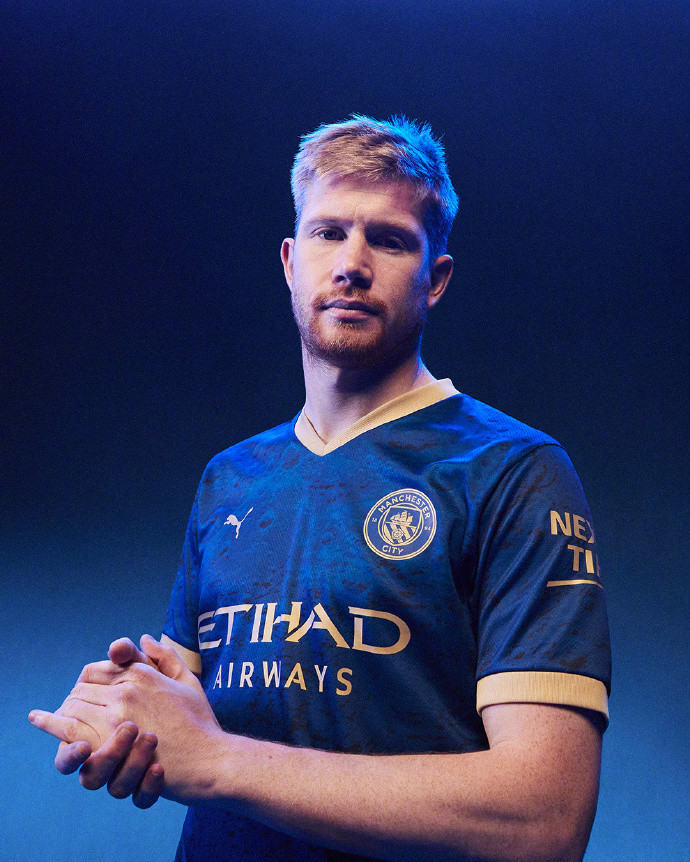 篮球湖人客场取胜，球迷直呼不容易（湖人客场告捷，球迷感叹来之不易）