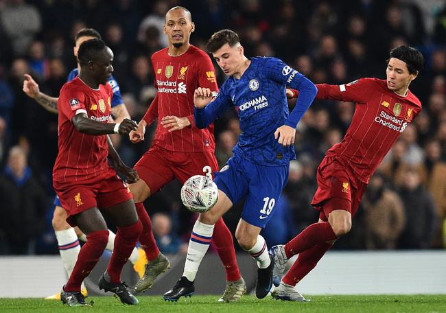 客场2-1力克中国香港，新加坡时隔41年重返亚洲杯正赛（新加坡客场2-1击败中国香港，时隔41年再进亚洲杯正赛）