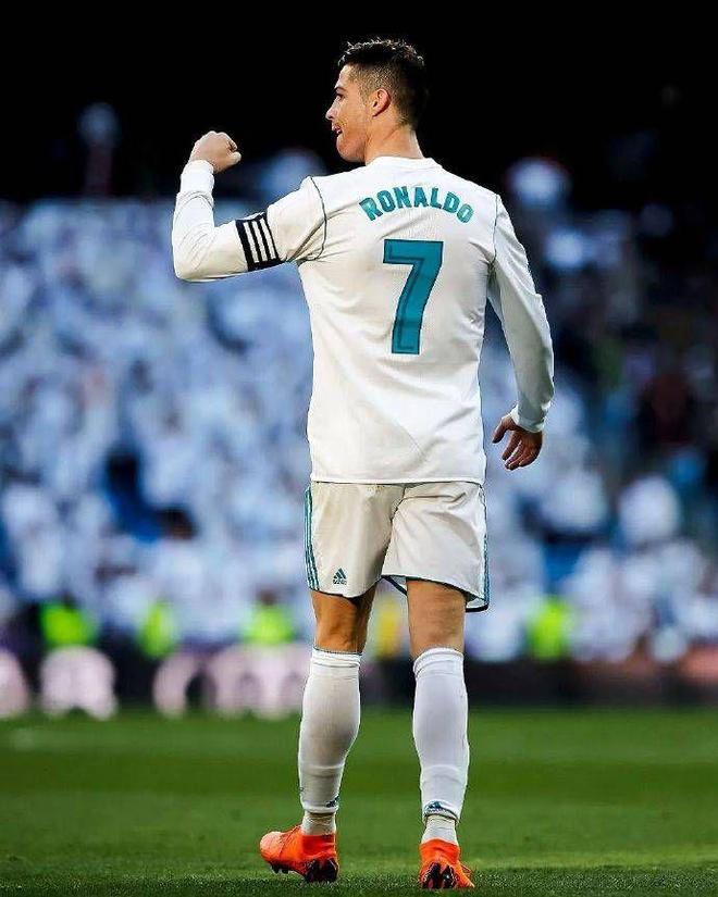 强势爆发！戈贝尔13中11轰24分14板（统治内线！戈贝尔13投11中砍下24分14篮板）