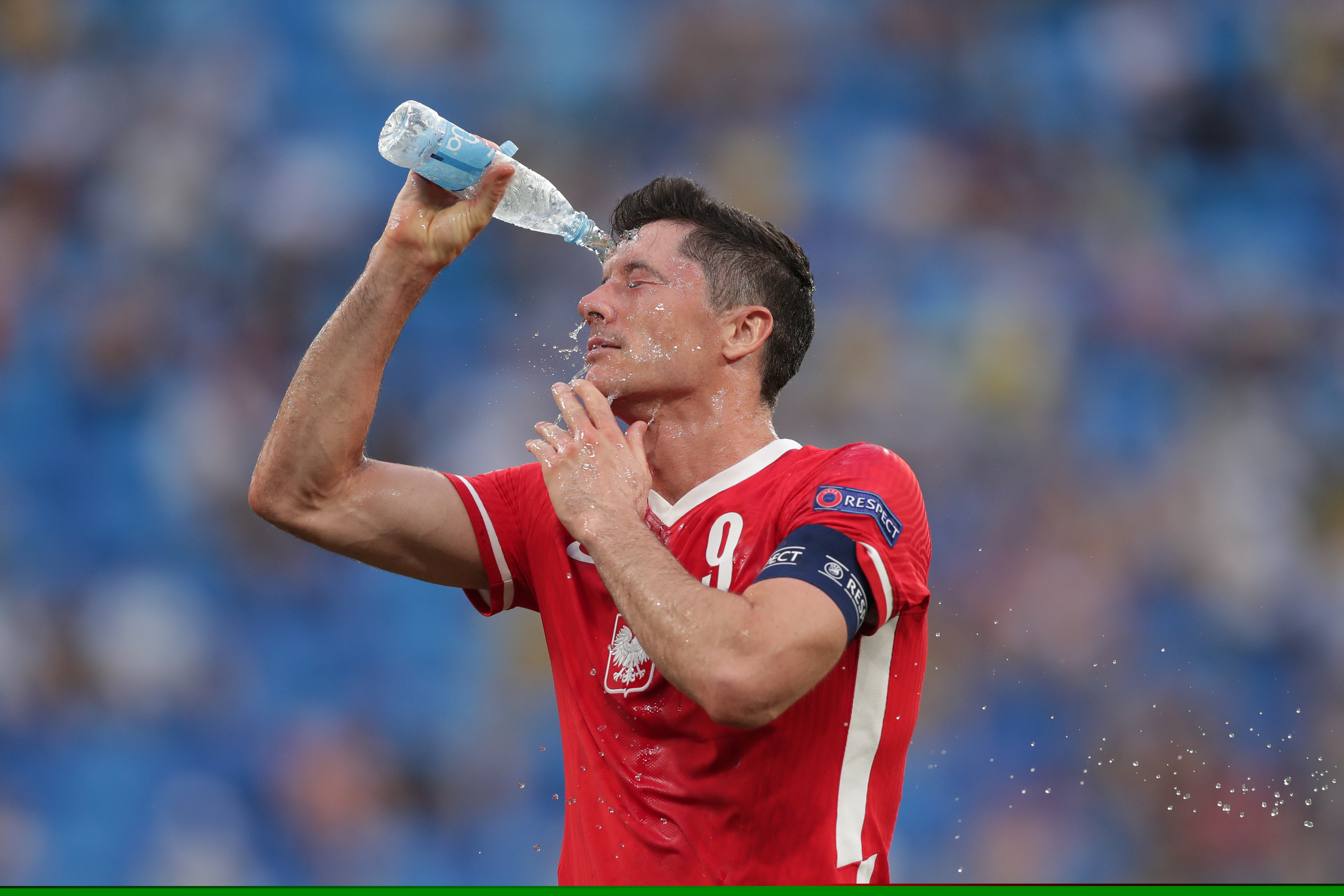 马德兴：U17国足23人名单敲定，邝兆镭10号，梁仕宇落选（马德兴透露U17国足23人名单已定：邝兆镭身披10号，梁仕宇无缘入选）