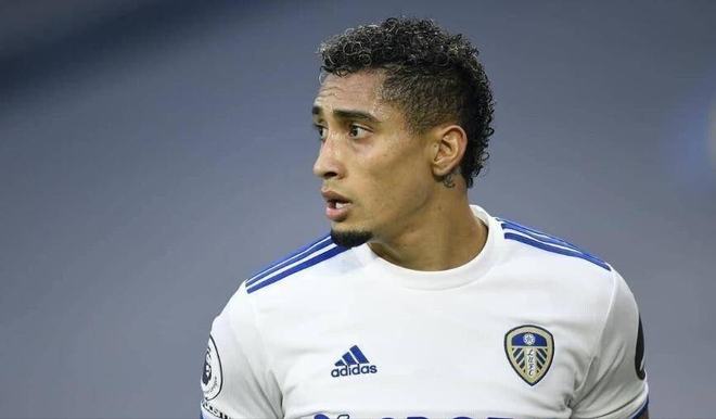 广东男篮防守稳固战胜上海（铁血防守助广东男篮力克上海）