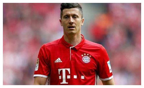 记者：德国足协内部有让诺伊尔回归的声音，需要纳帅主动出面（记者称德足协内部呼吁诺伊尔回归，仍需纳帅亲自出面推动）