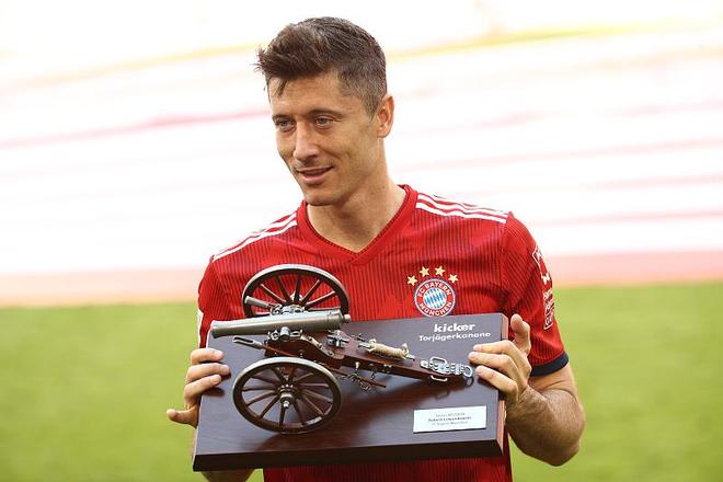 英超：利物浦客场3-2险胜诺维奇（英超：利物浦客场3比2险过诺维奇）