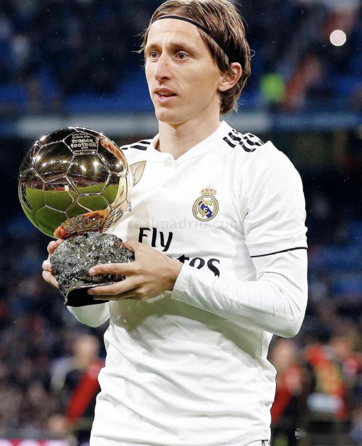 卡佩罗：市场有好中锋英超会出手，然后是西甲最后才轮到意甲（卡佩罗：好中锋一现身，英超率先出手，西甲其次，意甲殿后）