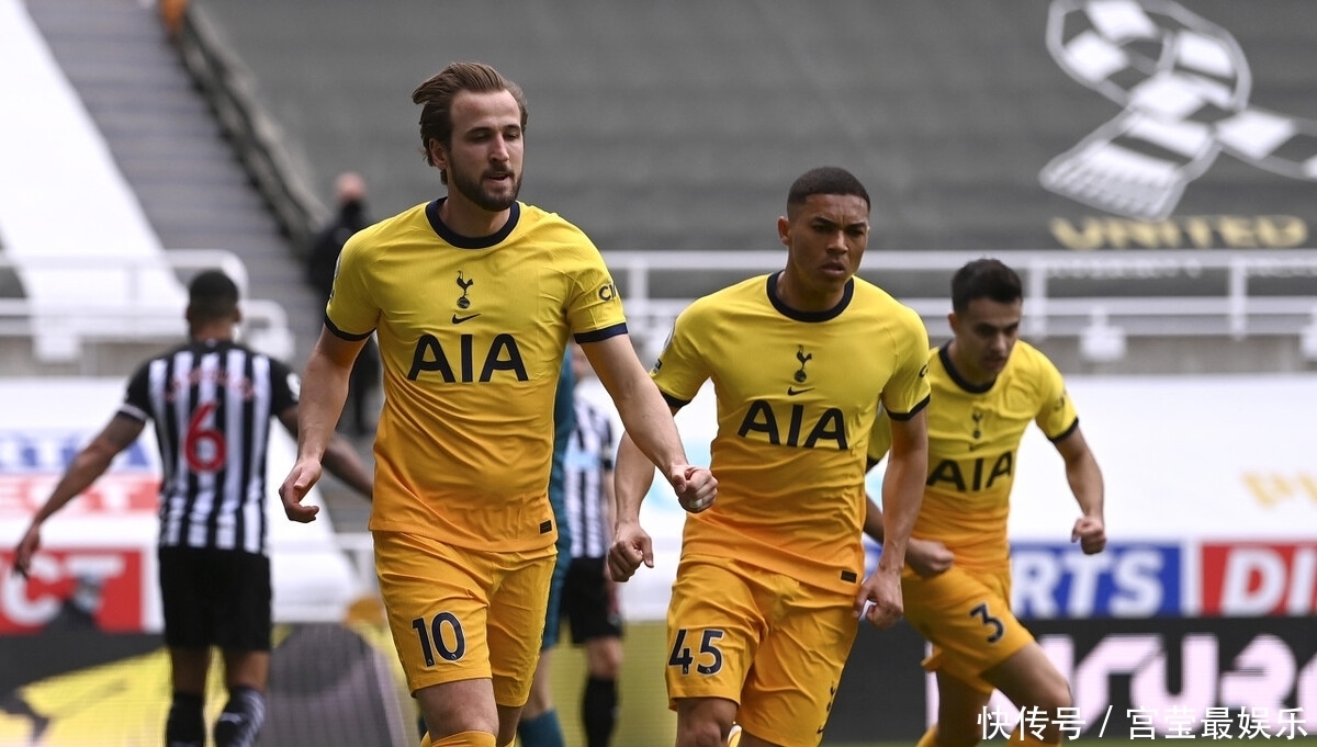 他是从谷底往上爬的那种人（他是那种从低谷逆袭的人）